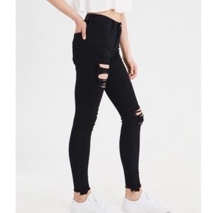 AE Next level ripped high-waisted jogging black. Size 14.